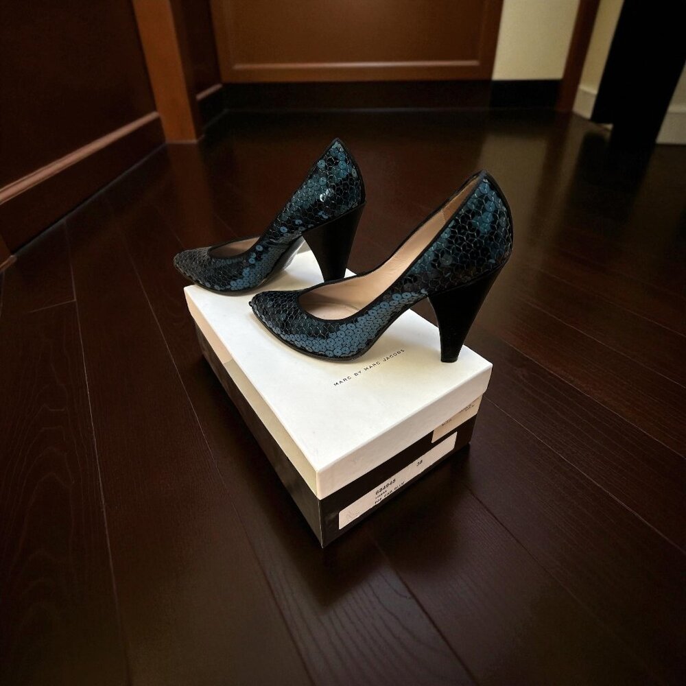 Marc by Marc Jacobs Blue Sequin Pumps – Size 38